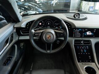 Porsche Taycan Turbo 500кВ
