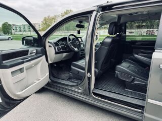 Chrysler Grand Voyager Limited Edition Stow/n/Go 2.8 R4 CRD 120kW