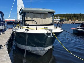 Quicksilver 675 PILOTHOUSE 175.0 130kW