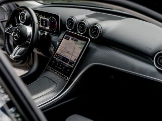 Mercedes-Benz C 220 2.0 147kW