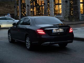Mercedes-Benz E 220 2.0 143kW