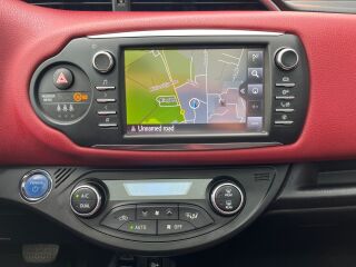 Toyota Yaris Style 1.5 54kW