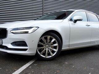Volvo S90 Momentum D4 2.0 R4 TDI CR 140kW