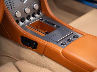 Aston Martin DB9 5.9 336kW