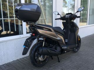 Kymco Agility S 125 kohvriga