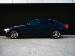 BMW 530 M-Sportpakett Shadowline xDrive 3.0 R6 195kW