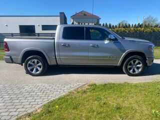 Ram 1500 Limited e-Torque 5.7 V8 295kW