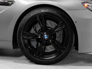 BMW M6 Individual 4.4 412kW