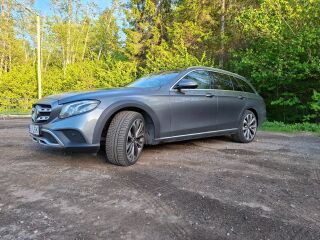 Mercedes-Benz E 220 2.0 143kW