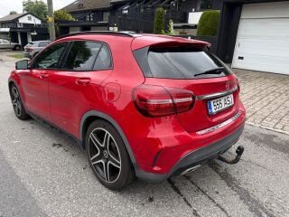 Mercedes-Benz GLA 220 AMG line 2.1 130kW