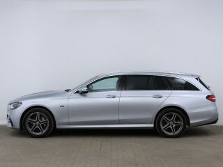 Mercedes-Benz E 300 de 4Matic AMG 2.0 143кВ