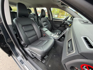 Volvo V70 Facelift Momentum 2.0 R5 D3 120kW
