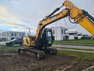 JCB 130