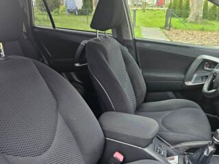 Toyota RAV4 2.2 110kW
