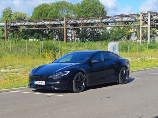 Tesla Model S Plaid 239kW