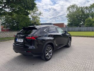 Lexus NX 300h F-SPORT 2.5 114kW