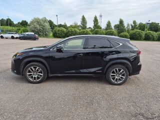 Lexus NX 300h 2.5 114кВ