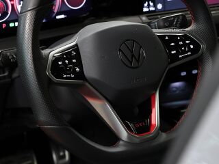 Volkswagen Golf GTI 2.0 180kW