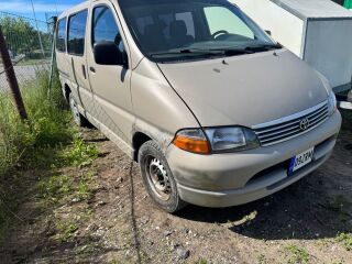 Toyota Hiace 2.5 75кВ
