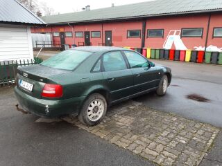Audi A4 1.6 74kW