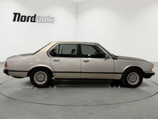 BMW 728 i 2.8 135kW