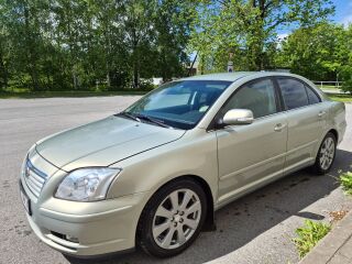 Toyota Avensis 2.0 108кВ