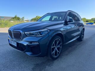 BMW X5 xDrive45e M-Sportpakett 3.0 R6 290кВ