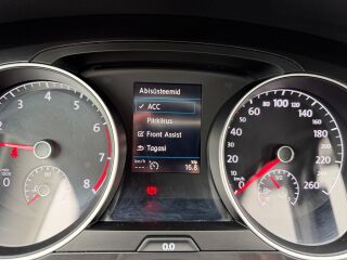 Volkswagen Golf 1.0 85кВ