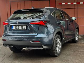 Lexus NX 300h Comfort 2.5 114kW