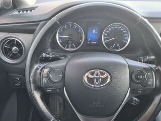 Toyota Corolla 1.6 97кВ