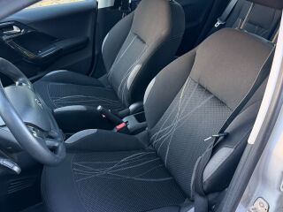 Peugeot 208 1.2 60kW