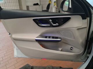 Mercedes-Benz C 220 Avantgarde 2.0 BlueTEC 147kW