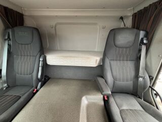 DAF CF 410 6x2 300кВ