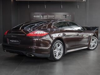 Porsche Panamera 4 3.6 220kW