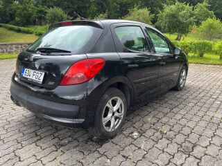 Peugeot 207 1.4 65kW
