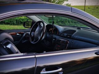 Mercedes-Benz CL 500 5.0 V8 225кВ