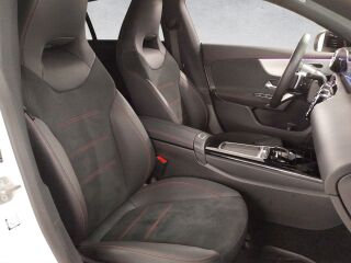 Mercedes-Benz CLA 200 Shooting Brake 7G-DCT AMG pakett 120kW