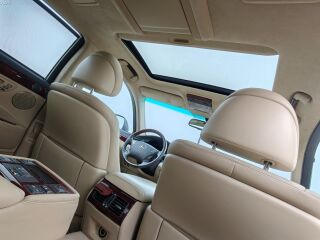 Lexus LS 600h 5.0 V8 290kW