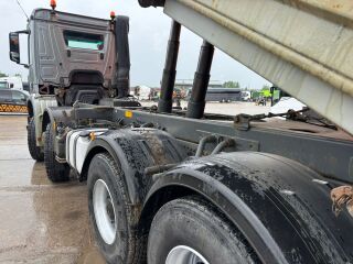 Mercedes-Benz Arocs 3235 8x4 260kW