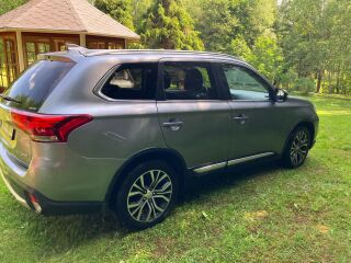 Mitsubishi Outlander Instyle Plus 2.0 R4 110kW