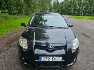 Toyota Auris 1.4 R4 VVT-i 71kW