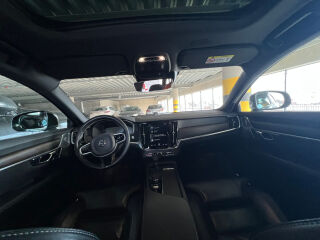 Volvo V90 Cross Country 2.0 173kW