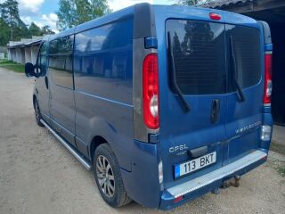 Opel Vivaro Long 2.5 107kW