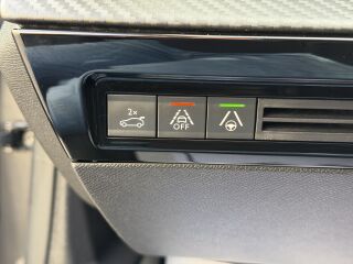 Peugeot 508 ALLURE PACK B EAT 8 SW 1.5 R4 BLUE HDI 130 96kW