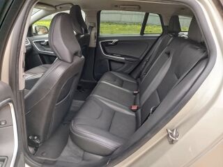 Volvo V60 Momentum Nordic 2.0 D2 88kW