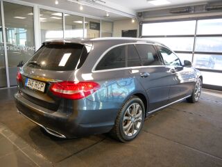 Mercedes-Benz C 220 2.1 125kW