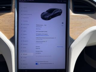 Tesla Model S Dual Motor AWD 386кВ 177kW