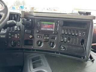 Scania P320 6x2*4 235kW
