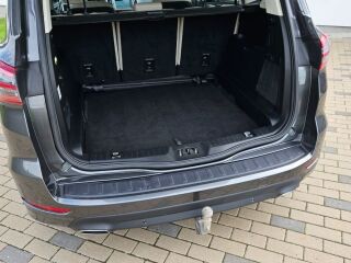Ford S-MAX 2.0 132kW
