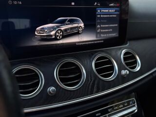 Mercedes-Benz E 350 AMG 3.0 190kW